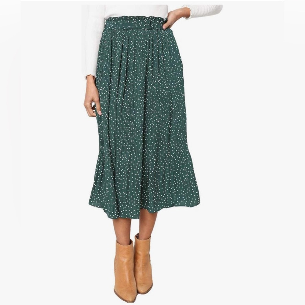 Elegant Green Polka Dot Skirt